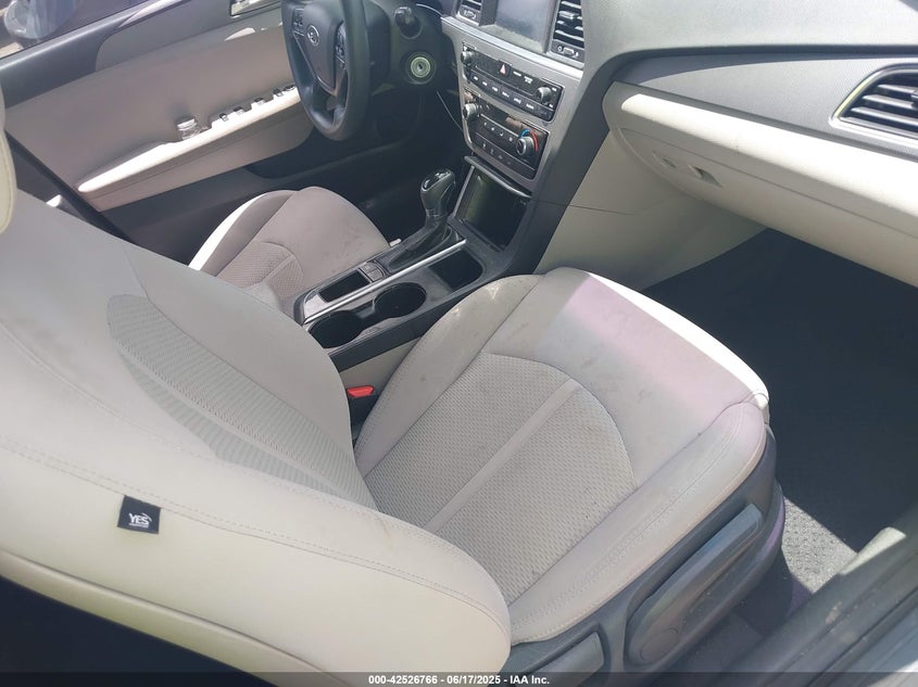 2016 HYUNDAI SONATA VIN: 5NPE24AF8GH289541