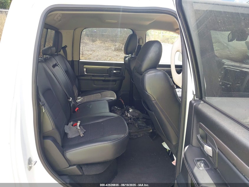 2013 RAM 1500 VIN: 1C6RR7MT7DS537511