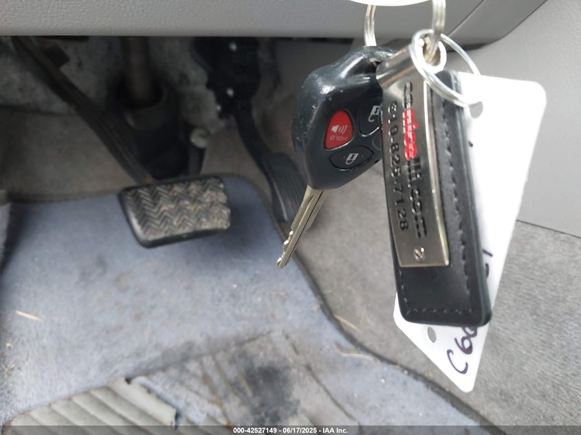 2011 TOYOTA RAV4 VIN: JTMBF4DVXB5041990