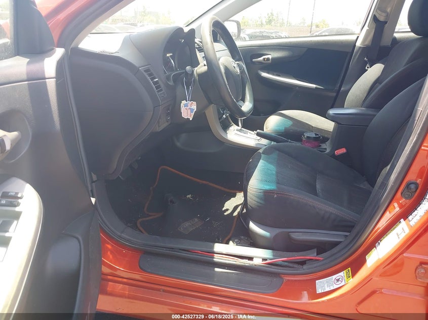 2013 TOYOTA COROLLA S SPECIAL EDITION - 2T1BU4EE6DC096589