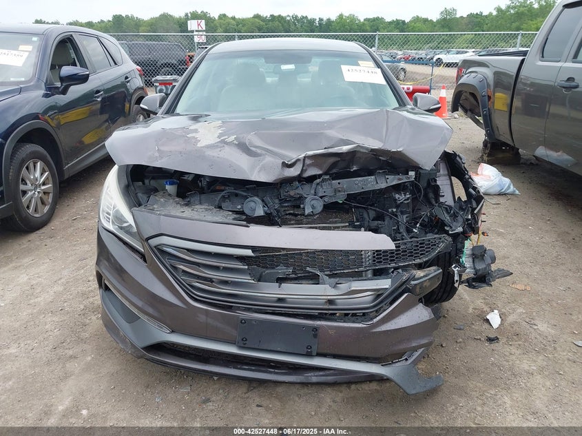 2015 HYUNDAI SONATA SPORT - 5NPE34AF2FH171948