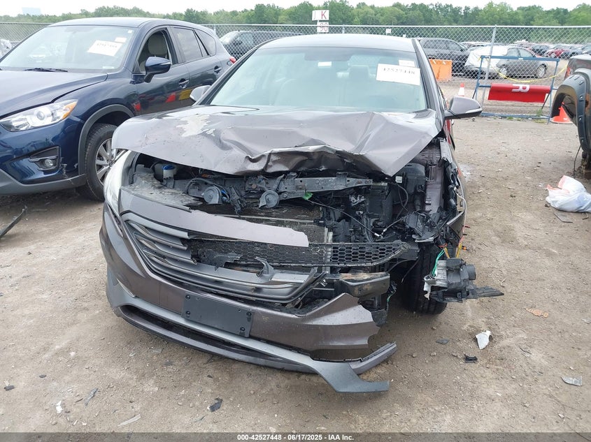 2015 HYUNDAI SONATA SPORT - 5NPE34AF2FH171948
