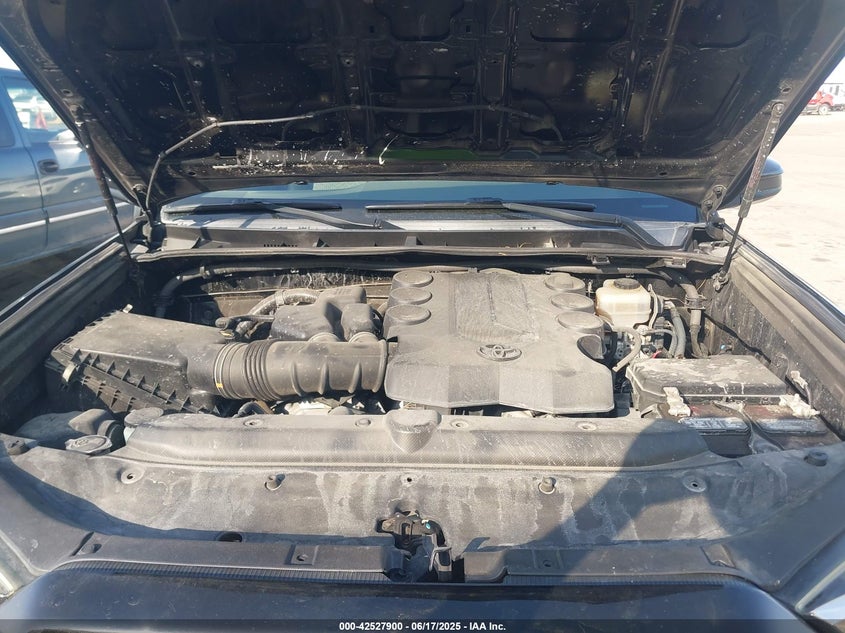 2014 TOYOTA 4RUNNER SR5 - JTEBU5JR9E5182780