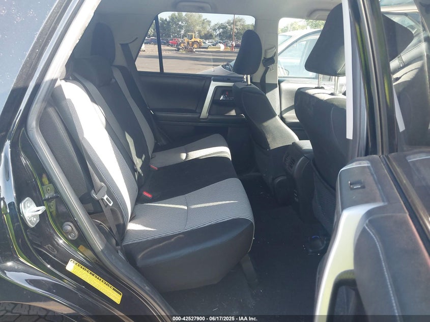 2014 TOYOTA 4RUNNER SR5 - JTEBU5JR9E5182780