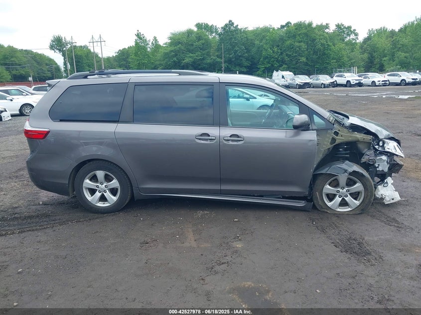 2015 Toyota Sienna Le 8 Passenger VIN: 5TDKK3DC3FS685223 Lot: 42527978