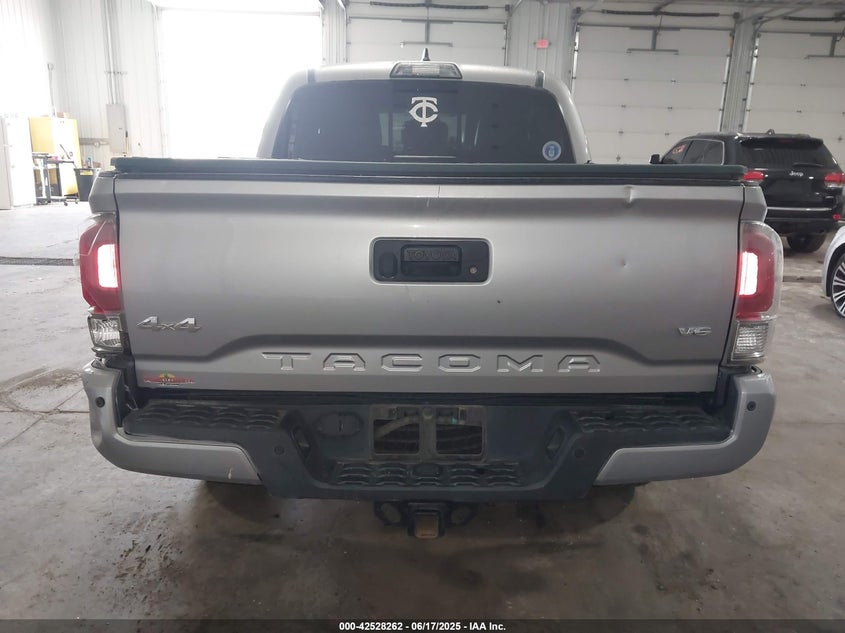 VIN 3TMGZ5AN6HM100365 2017 TOYOTA TACOMA LIMITED