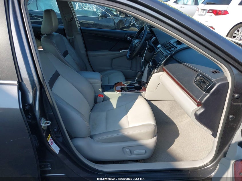4T4BF1FK0ER370291 2014 TOYOTA CAMRY photo no. 5