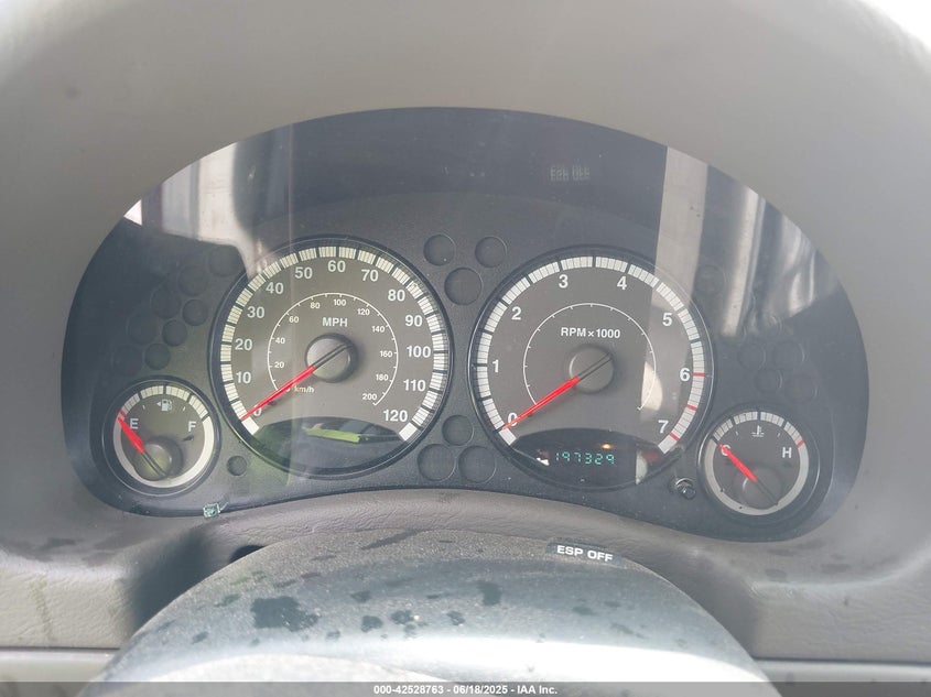 2007 JEEP LIBERTY VIN: 1J4GL48K57W632903