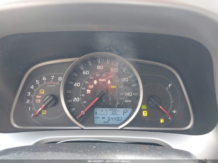 2015 TOYOTA RAV4 XLE - 2T3WFREV7FW136051