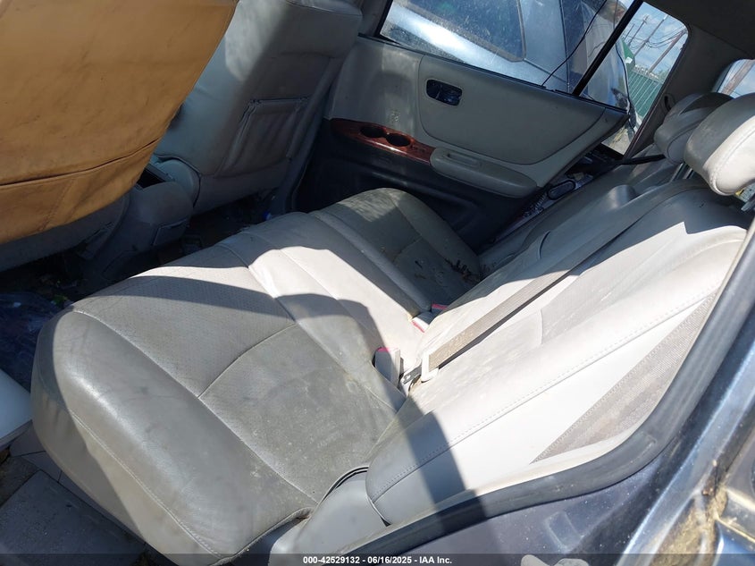 2006 TOYOTA HIGHLANDER HYBRID VIN: JTEEW21A560012012