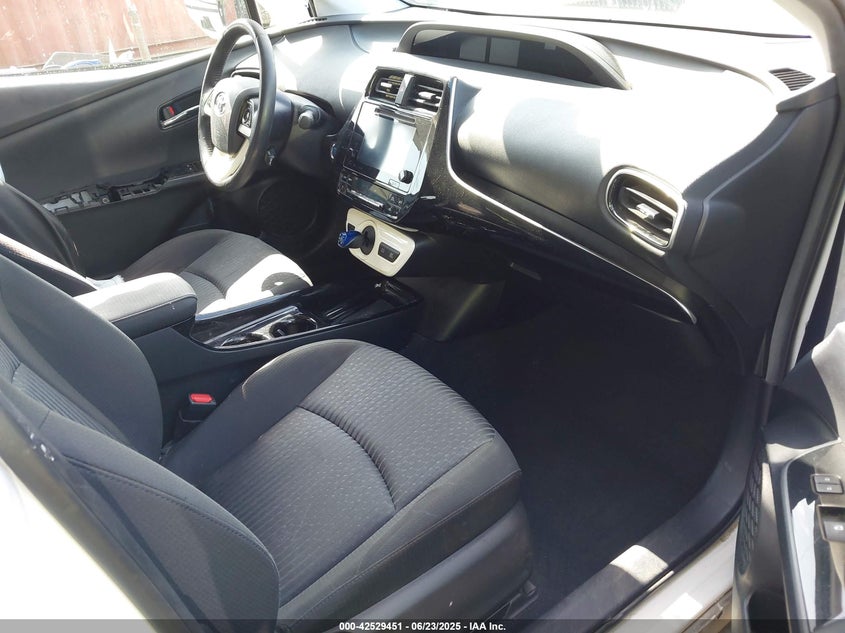 2017 TOYOTA PRIUS VIN: JTDKARFU4H3051922