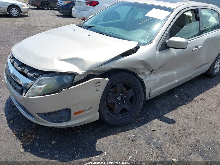 2010 FORD FUSION VIN: 3FAHP0HA1AR104242