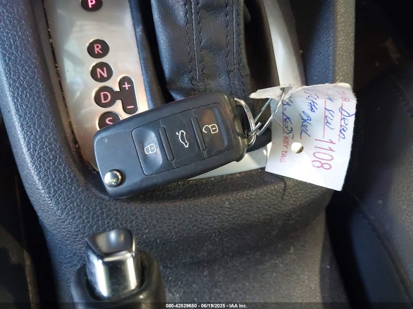 2014 VOLKSWAGEN JETTA 1.8T SE - 3VWD17AJ7EM399621