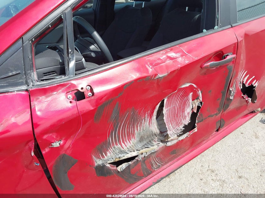 2020 Toyota Corolla Le VIN: 5YFEPRAE2LP123079 Lot: 42529684