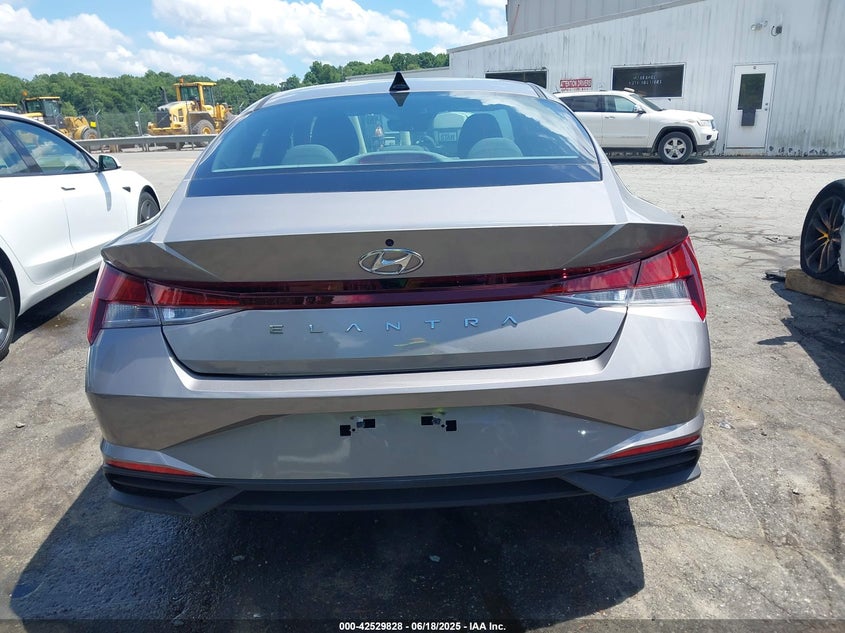 2023 HYUNDAI ELANTRA SEL - KMHLS4AG6PU592559