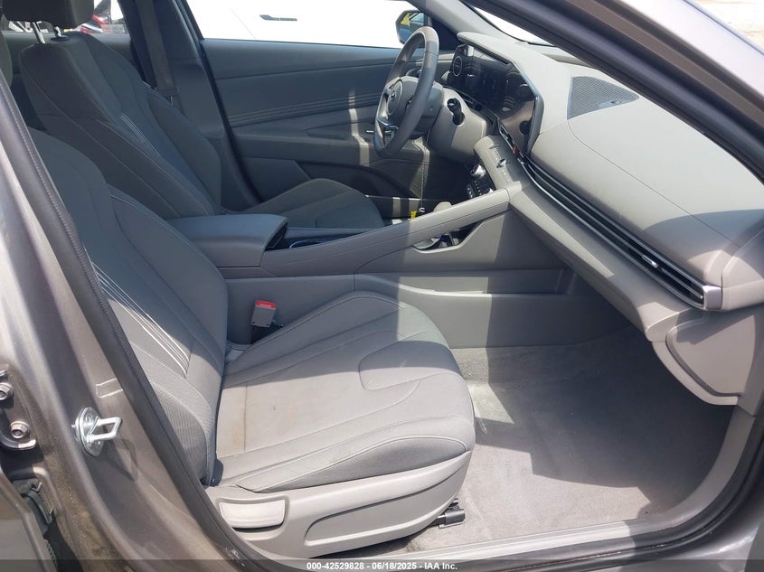 2023 HYUNDAI ELANTRA SEL - KMHLS4AG6PU592559