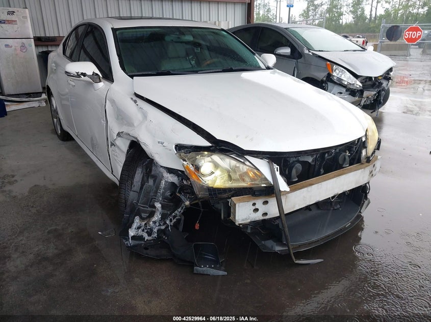 2009 LEXUS IS 250 VIN: JTHBK262595106885