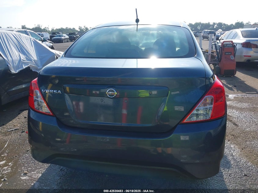 2015 NISSAN VERSA 1.6 S - 3N1CN7AP5FL841927