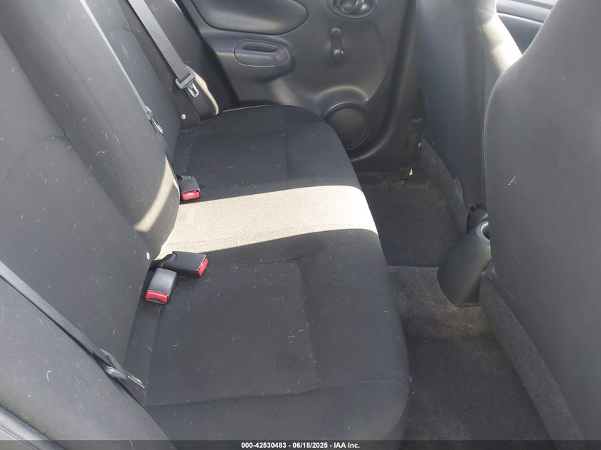 2015 NISSAN VERSA 1.6 S - 3N1CN7AP5FL841927