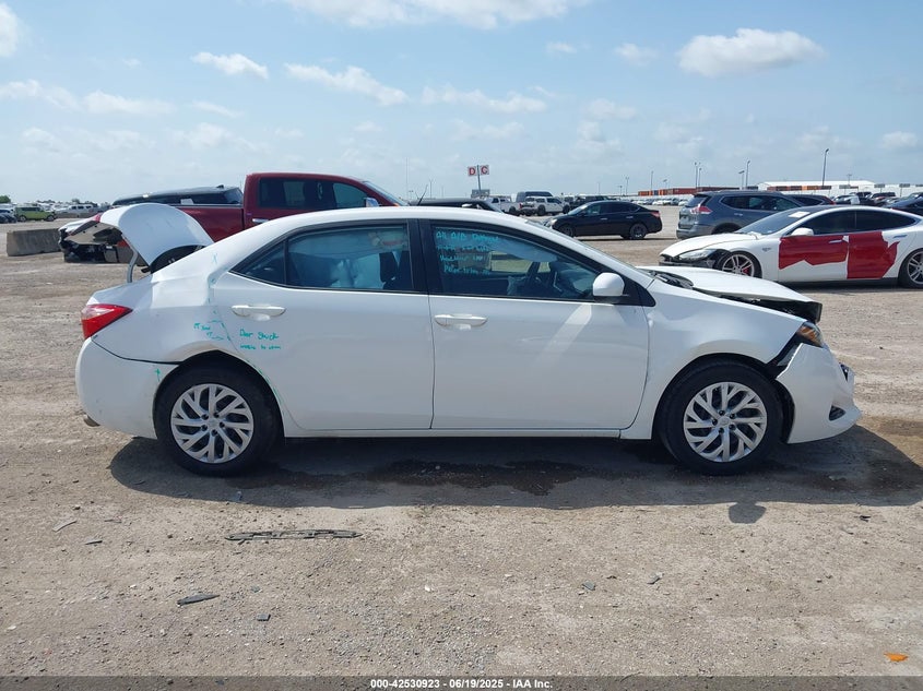 2018 TOYOTA COROLLA VIN: 5YFBURHE6JP829776