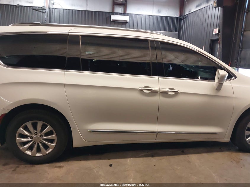 2018 CHRYSLER PACIFICA TOURING L - 2C4RC1BG7JR152329