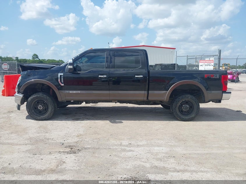 2017 FORD F-250 LARIAT - 1FT7W2BT1HED39560