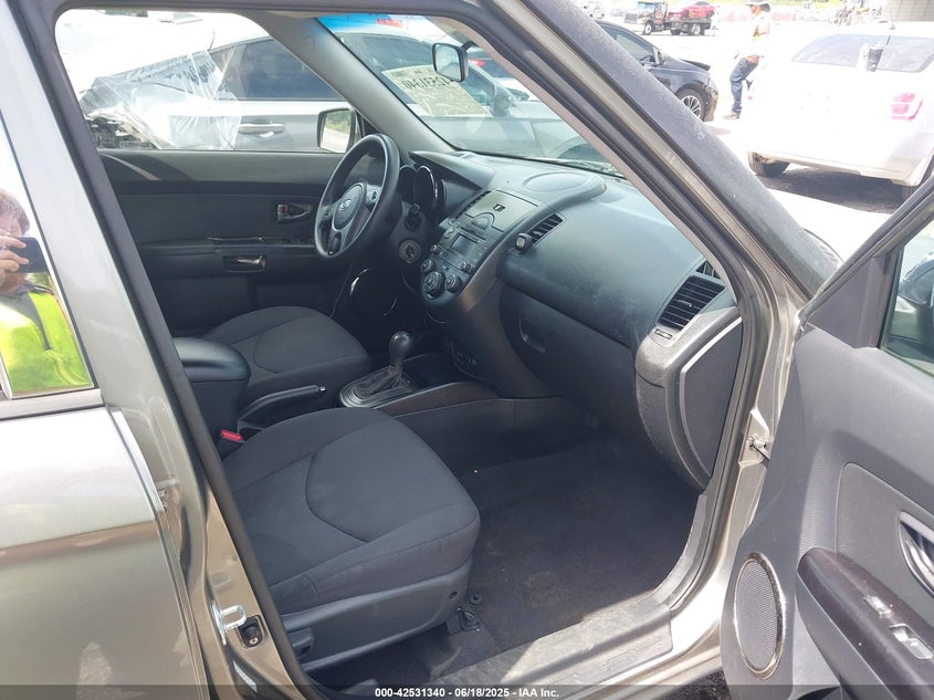 2011 KIA SOUL VIN: KNDJT2A22B7306005