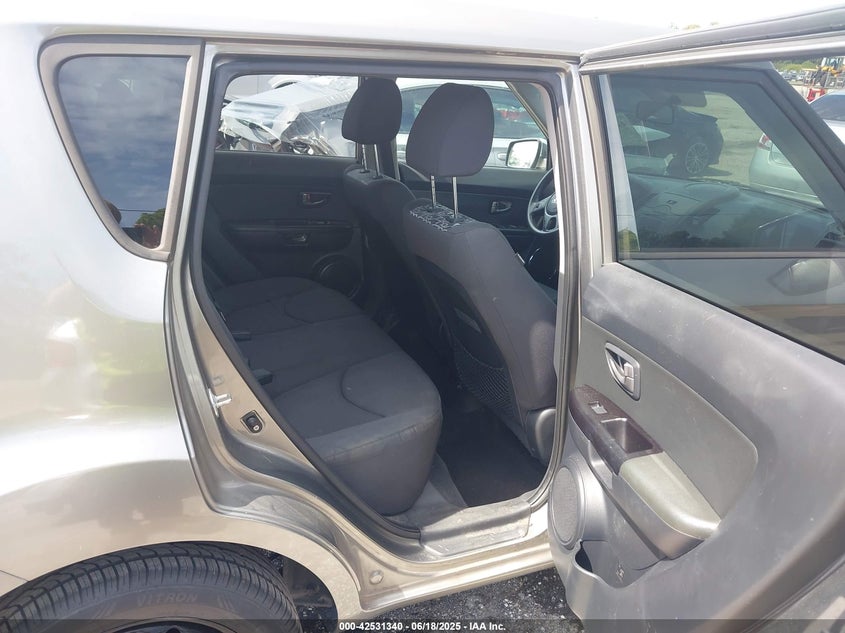2011 KIA SOUL VIN: KNDJT2A22B7306005
