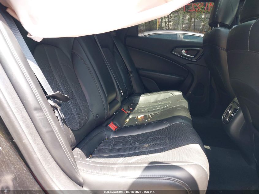 2015 Chrysler 200 S VIN: 1C3CCCDG0FN618545 Lot: 42531398