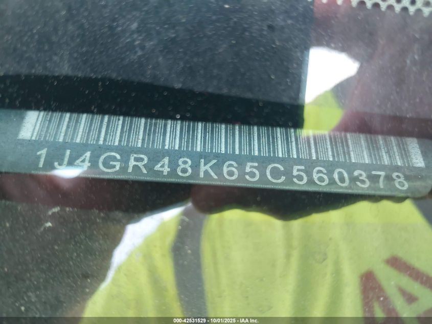 2005 Jeep Grand Cherokee Laredo VIN: 1J4GR48K65C560378 Lot: 42531529