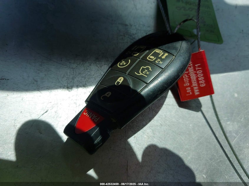 VIN 2C4RDGCG3LR174085 2020 DODGE GRAND CARAVAN SXT