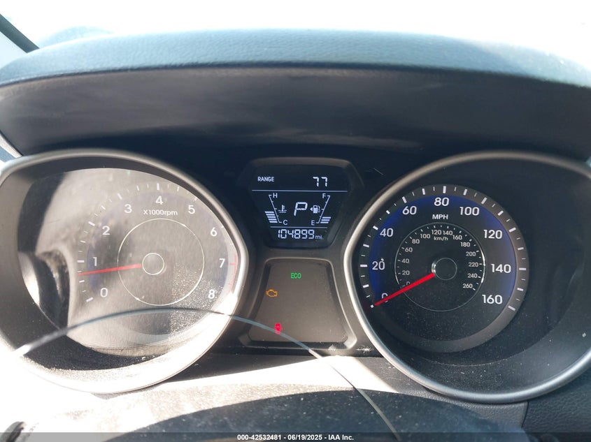 2014 HYUNDAI ELANTRA VIN: KMHDH4AE8EU166144