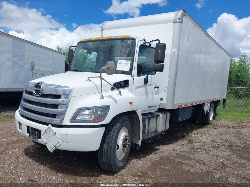 2017 Hino 268/338 null null diesel 5PVNV8JV7H4S56561 photo #3