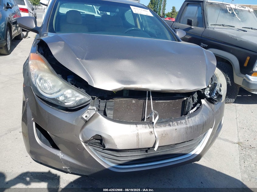 2013 HYUNDAI ELANTRA GLS - 5NPDH4AE5DH327305