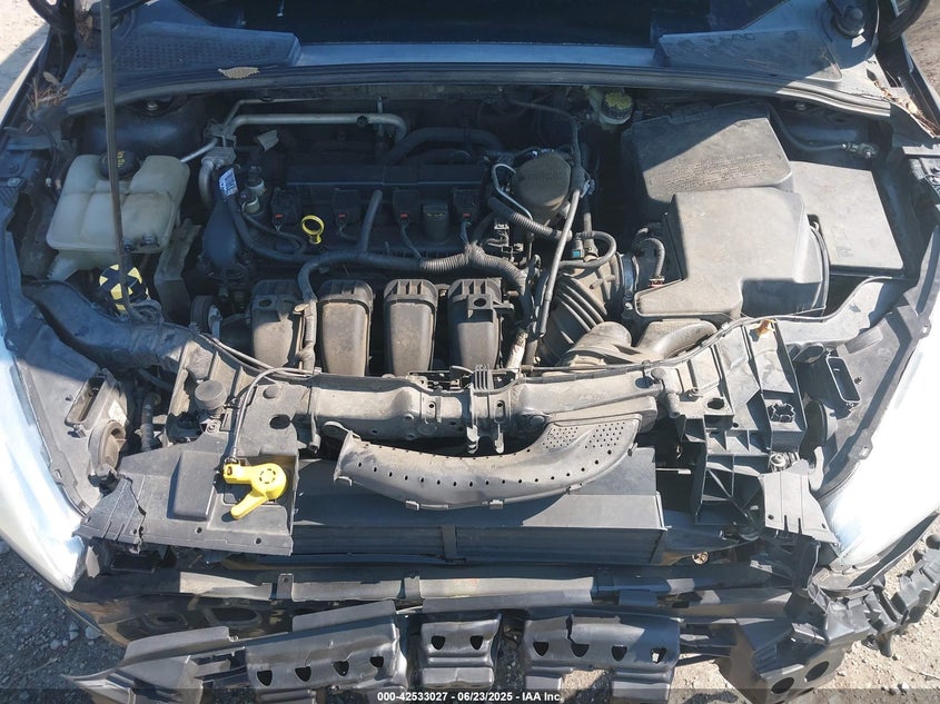 2015 FORD FOCUS SE - 1FADP3K29FL202412