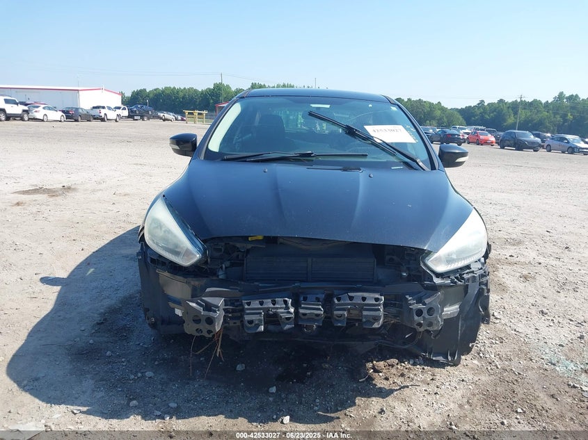 2015 FORD FOCUS SE - 1FADP3K29FL202412