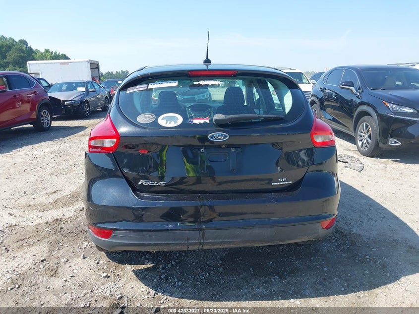 2015 FORD FOCUS SE - 1FADP3K29FL202412