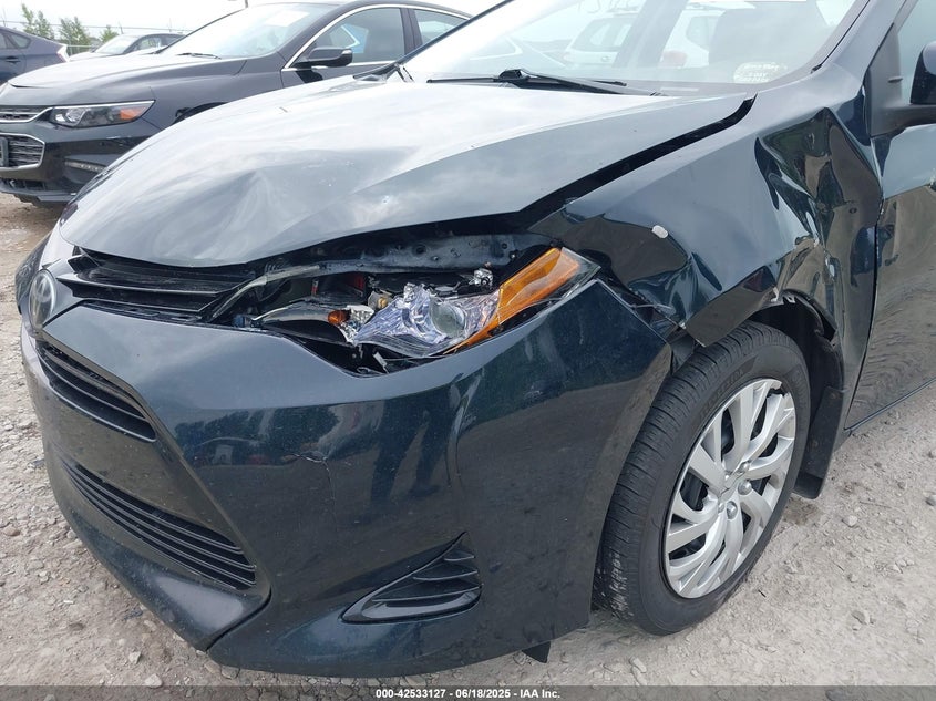 2017 TOYOTA COROLLA LE - 2T1BURHEXHC770550