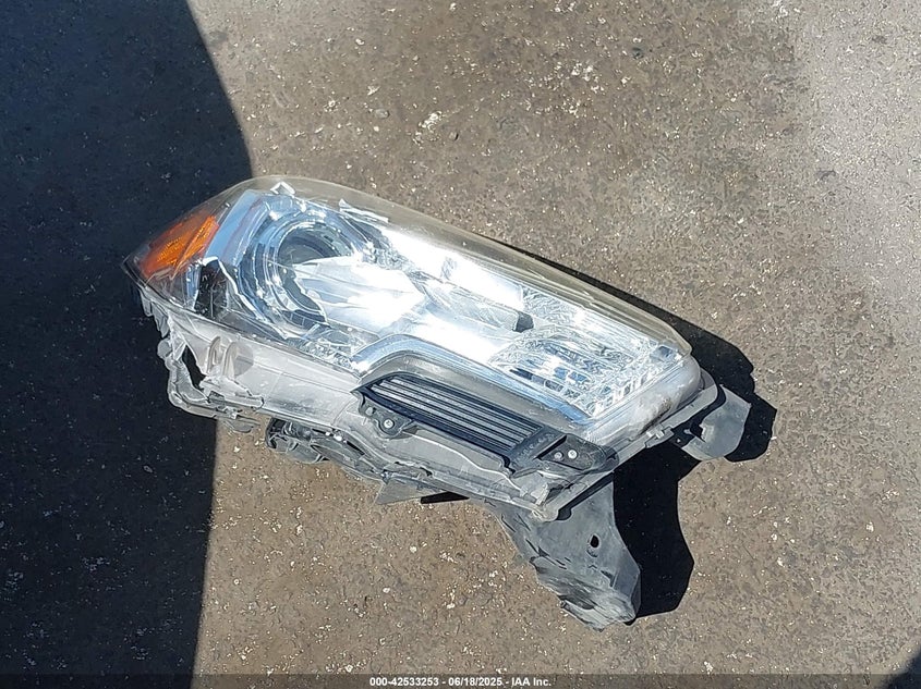 2018 TOYOTA TACOMA SR - 5TFRX5GN1JX122375