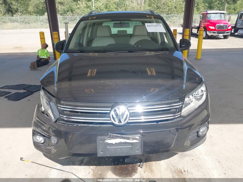 2015 VOLKSWAGEN TIGUAN SE - WVGBV7AX6FW555101