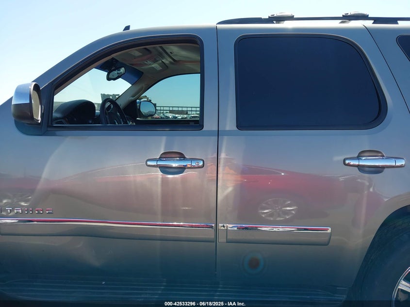 2009 Chevrolet Tahoe Ltz VIN: 1GNFC33049R138302 Lot: 42533296