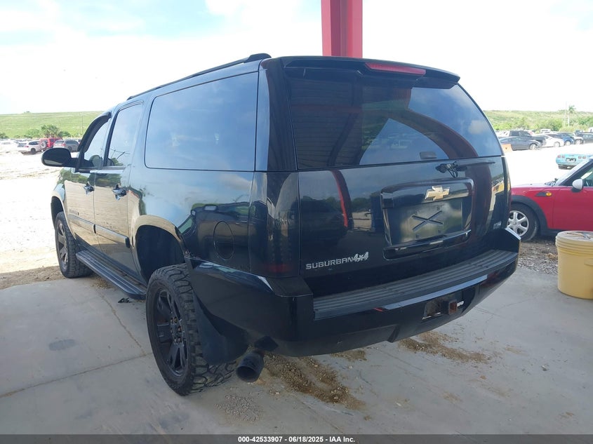 2007 CHEVROLET SUBURBAN 1500 VIN: 1GNFK16387J253011