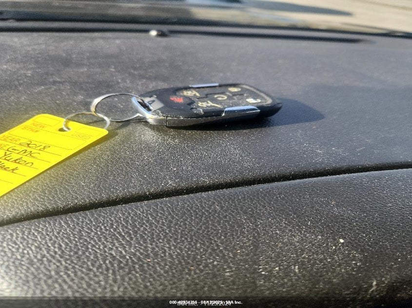 2018 GMC Yukon Xl Slt VIN: 1GKS2GKC3JR190610 Lot: 42534395