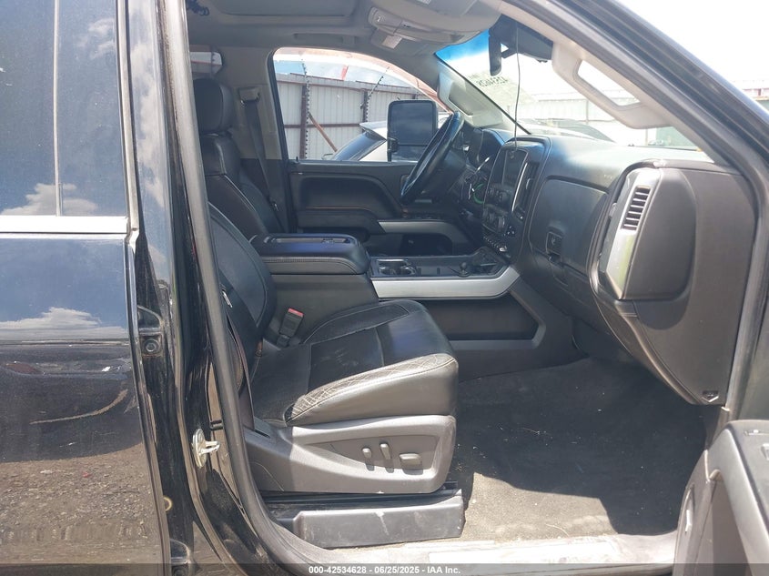 2015 CHEVROLET SILVERADO 2500HD LTZ 1GC1KWE87FF579512
