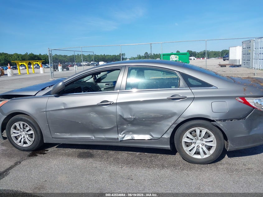 2013 HYUNDAI SONATA GLS - 5NPEB4AC1DH546296
