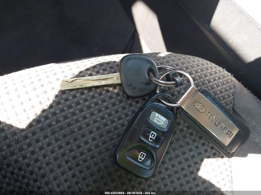 2013 HYUNDAI SONATA GLS - 5NPEB4AC1DH546296