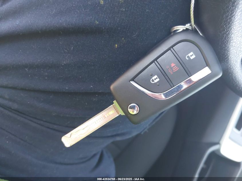 2025 Toyota RAV4 - 2T3F1RFV1SC519833