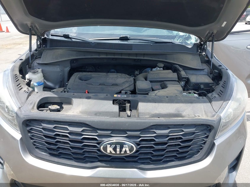 2019 KIA SORENTO VIN: 5XYPG4A37KG438974