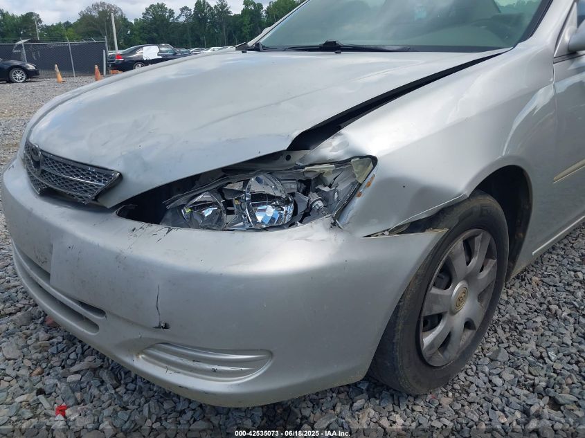 2002 Toyota Camry Le/Se/Xle VIN: 4T1BE32K32U876989 Lot: 42535073