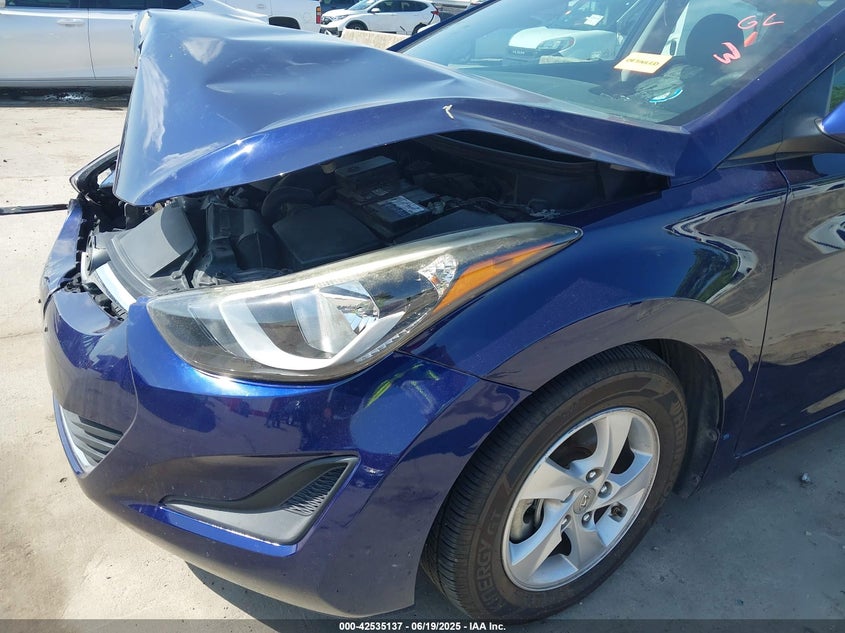 2014 HYUNDAI ELANTRA SE - 5NPDH4AE9EH458755